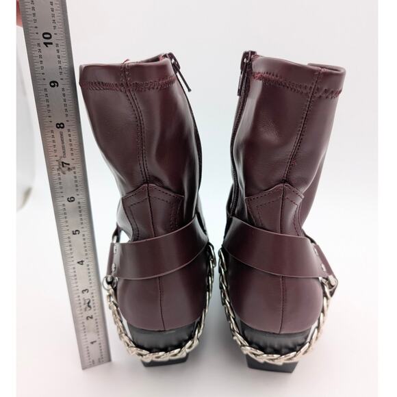 DV Dolce Vita Keeler Harness Moto Engineer Chain Heel Boots Wine Size US11 EU42